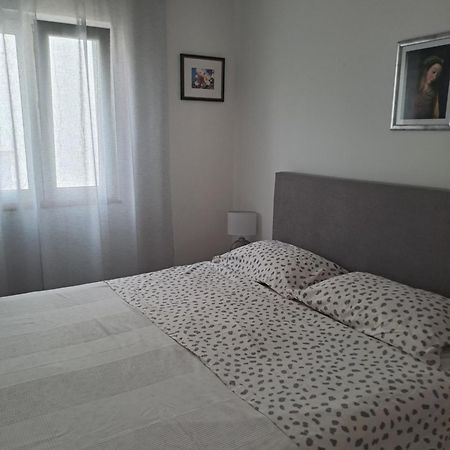 מורטר Holiday Apartment Ivan מראה חיצוני תמונה