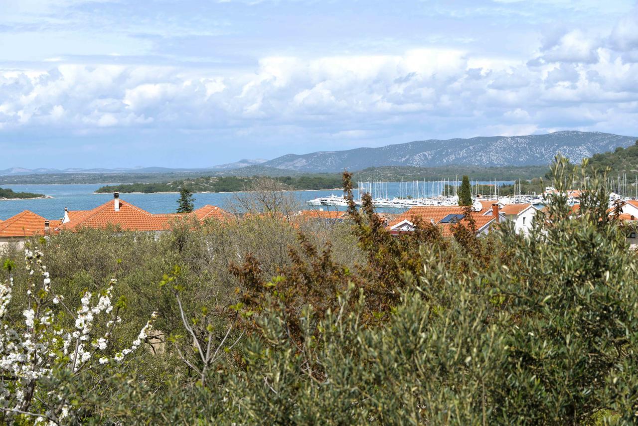 מורטר Holiday Apartment Ivan מראה חיצוני תמונה