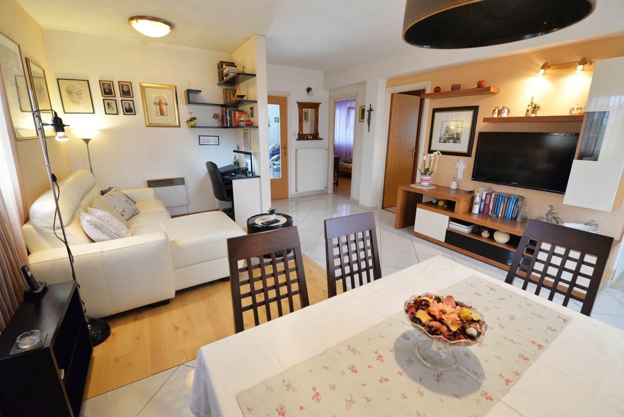 מורטר Holiday Apartment Ivan מראה חיצוני תמונה